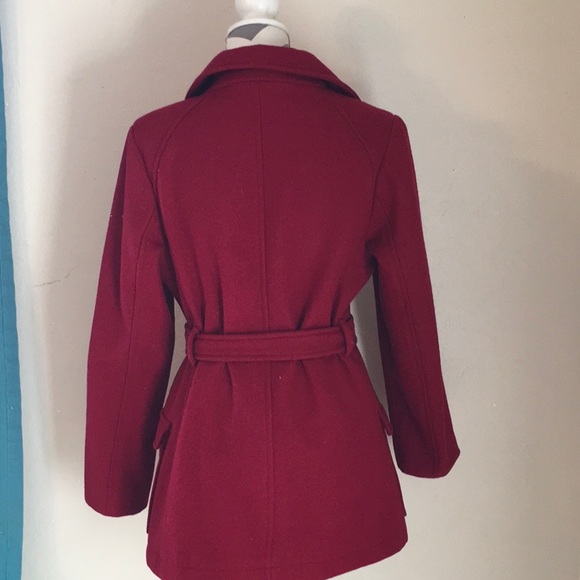 Old Navy Red sz M Wool coat ; very good condition - Picture 3 of 5